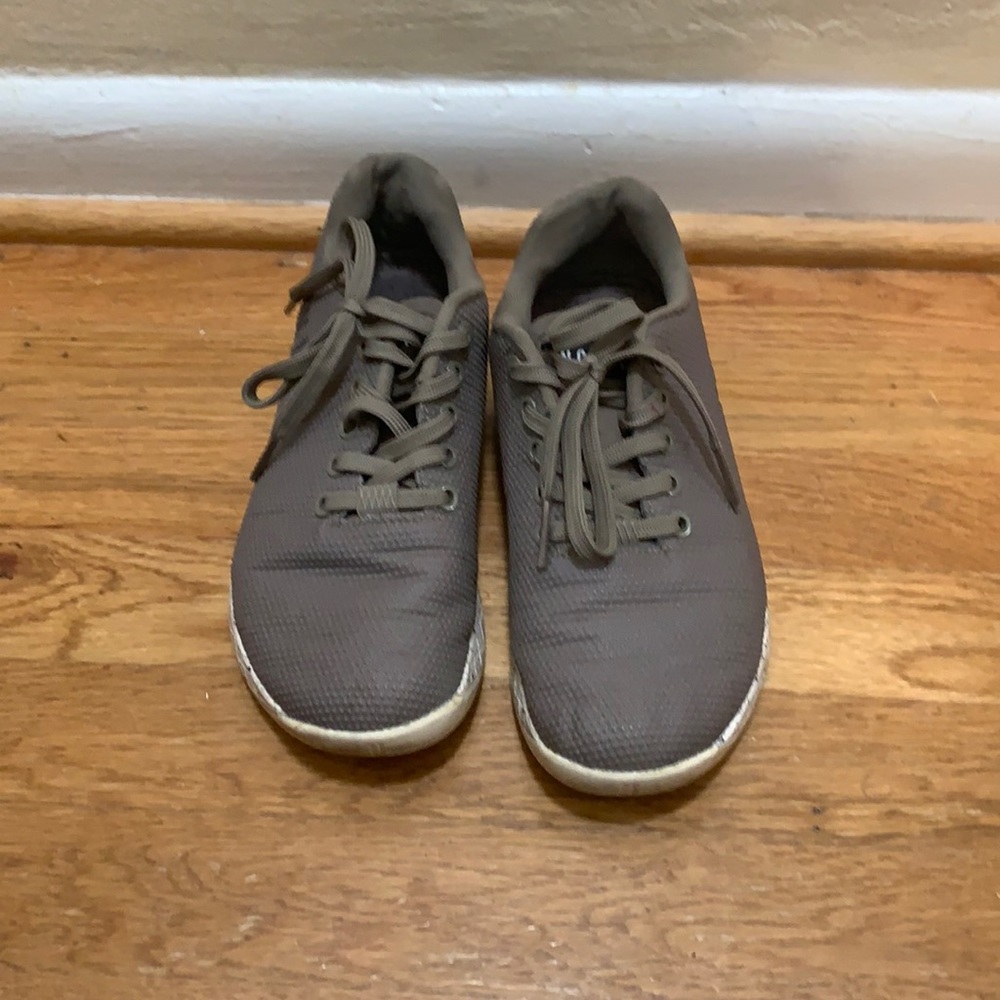 Grey Nobull trainers size 7